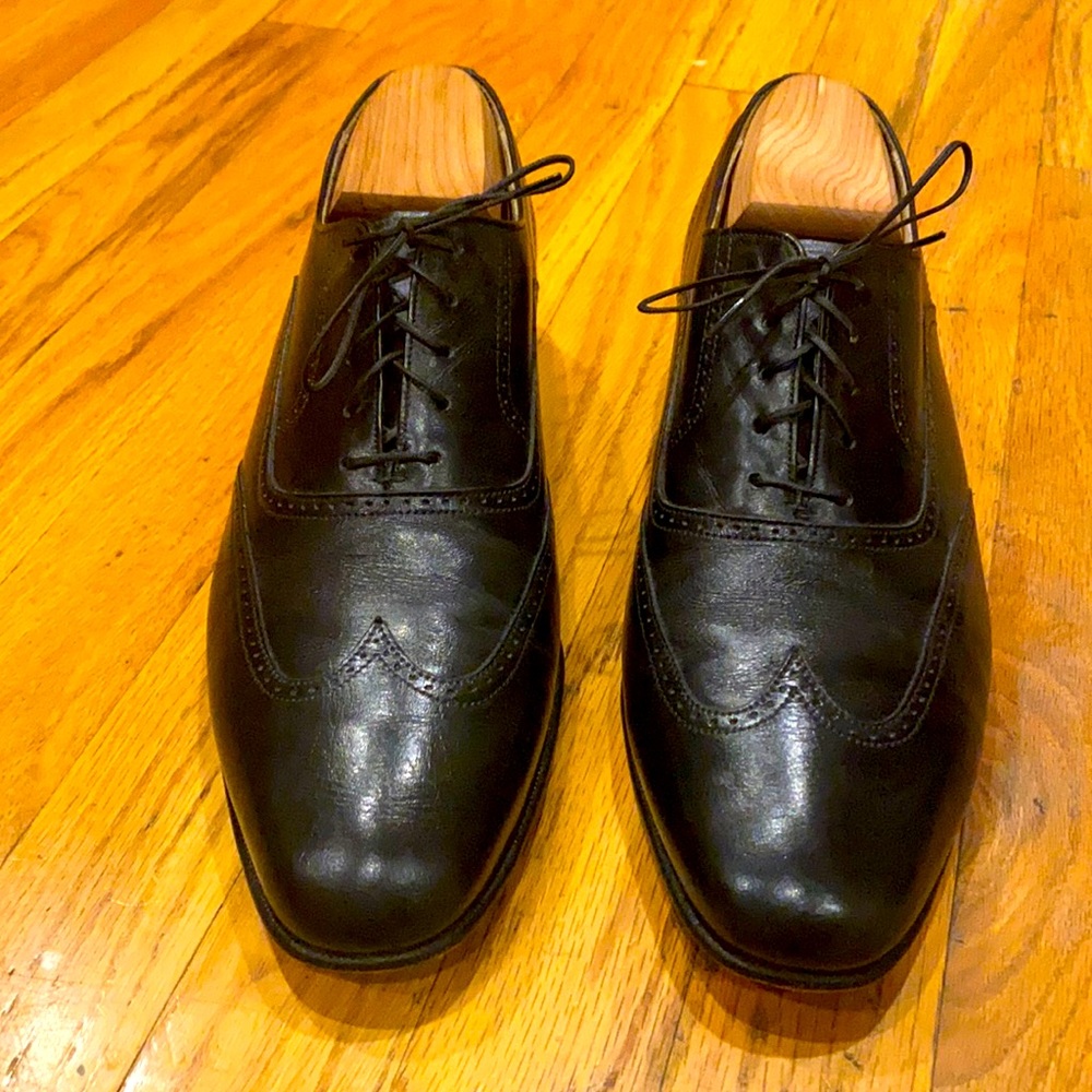 Freeman Oxford Black Wingtip vintage dress shoe.
